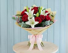 Букет цветов из:  Лилии и Розы в Бешпагире