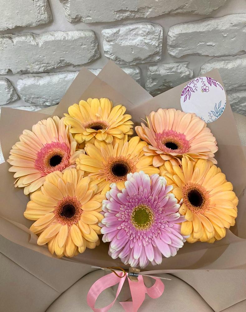 Букет цветов из: Герберы в Бешпагире