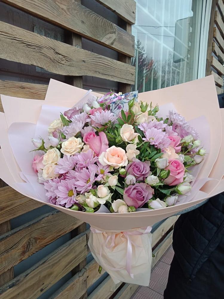 Букет цветов из: Розы и Хризантемы в Бешпагире