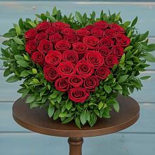 Цветочная композиция из Розы в виде сердца #REPLACE_PRED# Бешпагире