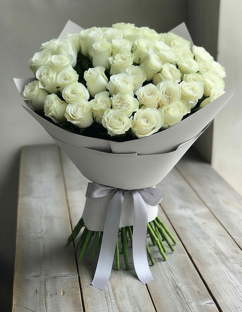 Букет 35 Белых роз в Бешпагире