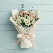 Букет цветов из:  Альстромерии в Бешпагире