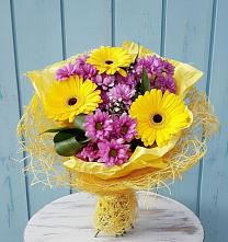 Букет цветов из:  Хризантемы и Герберы #REPLACE_PRED# Бешпагире