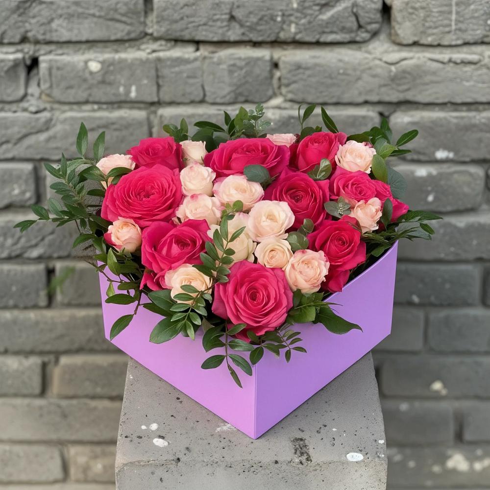 Цветочная композиция из Розы в коробке в Бешпагире
