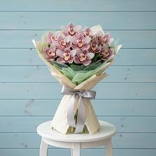 Букет цветов из:  Орхидеи и Розы #REPLACE_PRED# Бешпагире