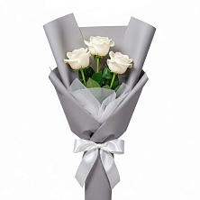Букет 3 белые розы в Бешпагире