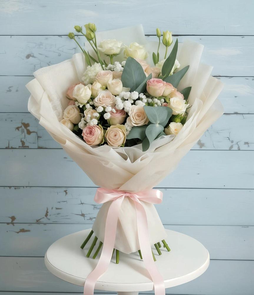 Букет цветов из: Розы и Лизиантусы в Бешпагире