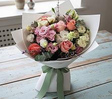 Букет цветов из:  Розы, Лизиантусы и Гвоздики в Бешпагире