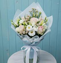 Букет цветов из:  Розы и Лизиантусы в Бешпагире