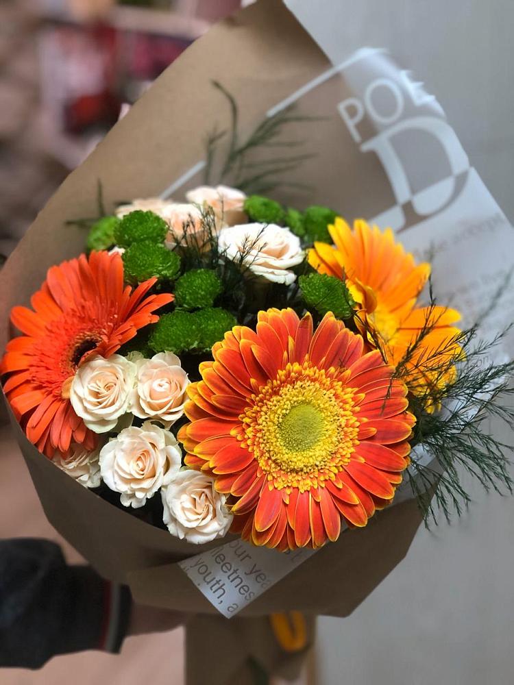 Букет цветов из: Герберы, Хризантемы и Розы в Бешпагире